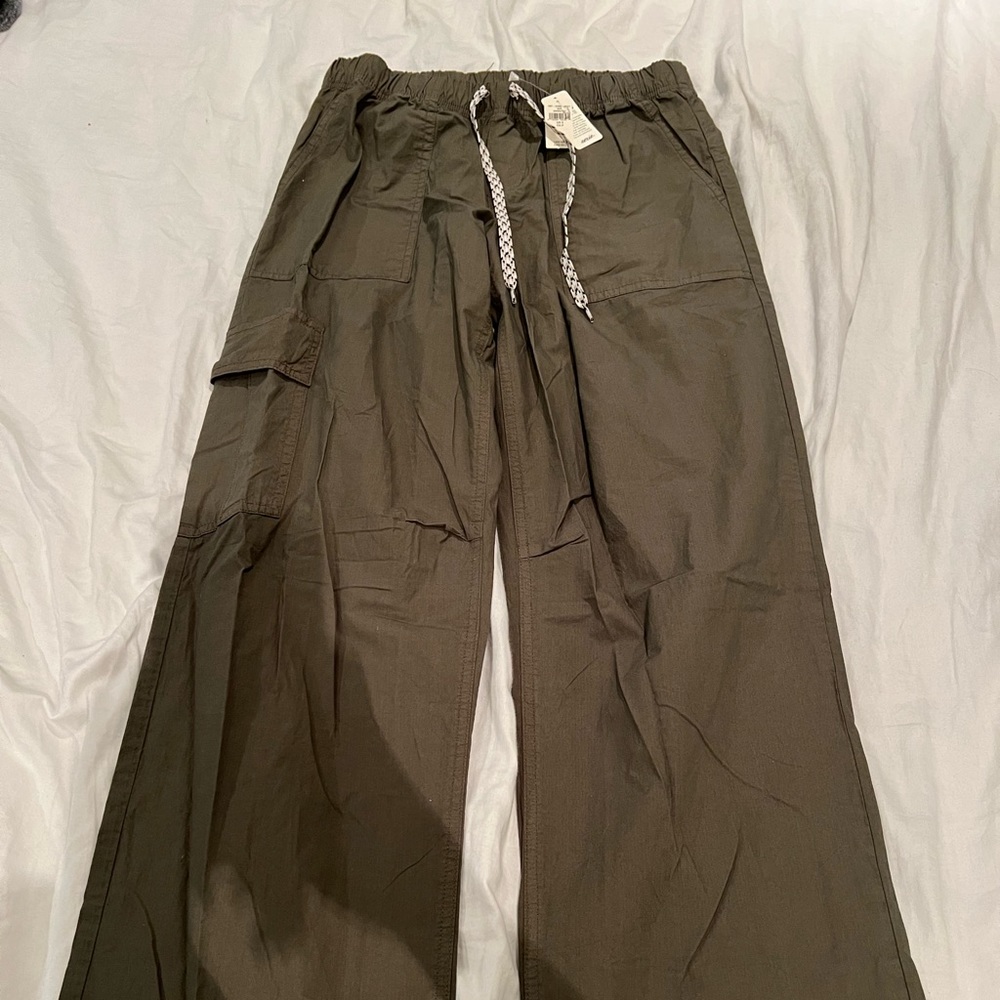 aeries cargo pants